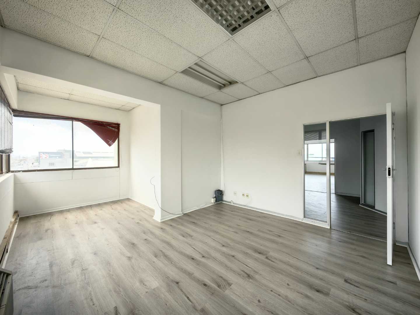 To Let commercial Property for Rent in Maitland Western Cape